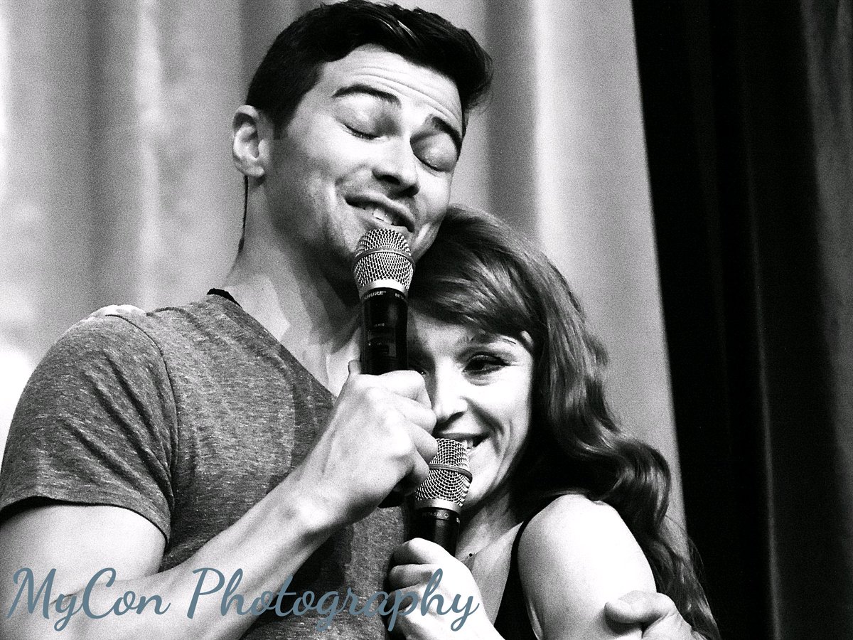 myconphoto's tweet photo. Ruth Connell & Matt Cohen, May 2017, #PurCon3, Düsseldorf, Germany ❤️ https://t.co/AWvkMK6iGF