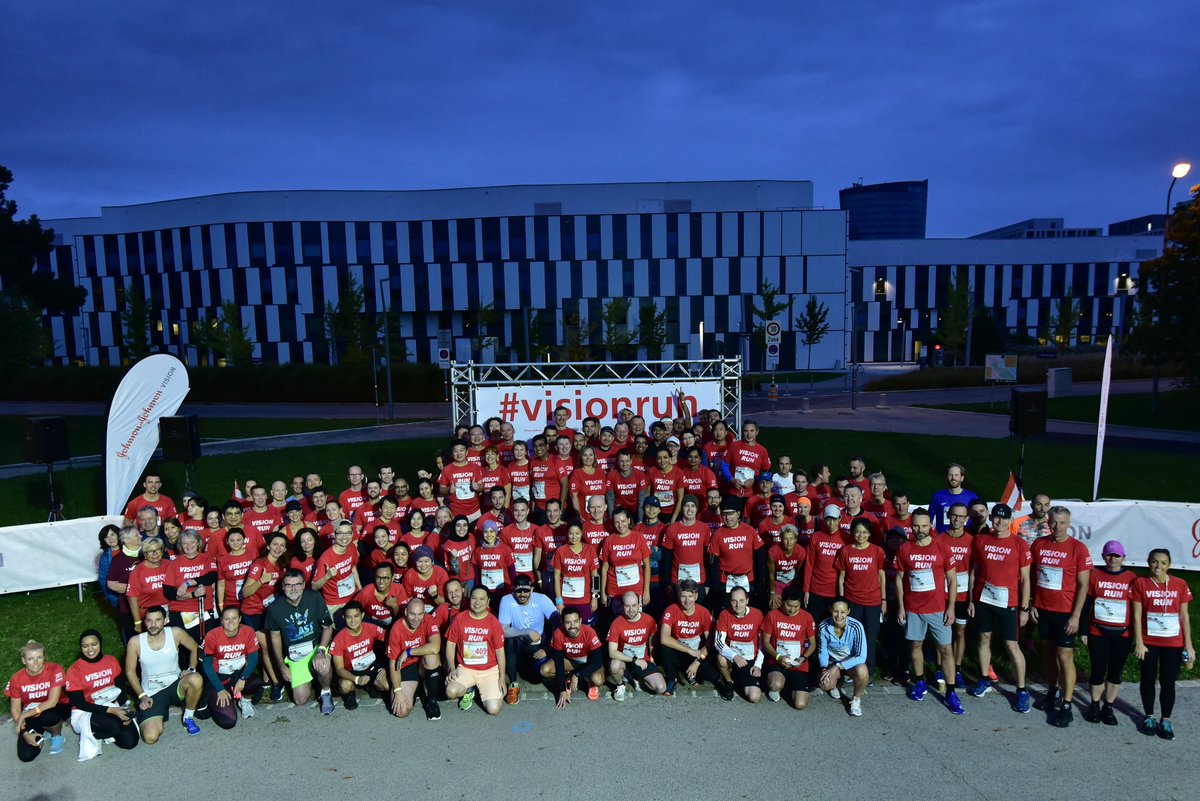 TRACSinc's tweet photo. Thank you to Andreas, Ilse and the rest of the Österreichischer Frauenlauf team for being a great partner in Vienna 🇦🇹 for the #VisionRun!
For some great 📸 of the run 🏃♀️🏃🏾 click on the below link ⬇️⬇️⬇️
https://t.co/Jn4orjD10g https://t.co/ttx92mc2qc