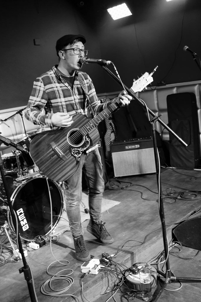 Armsandhearts's tweet photo. Tour with @J_Hart201 and @RockyCatanese starts this saturday!
29 / 9 The Peer Hat Manchester
30 / 9 The Ostrich Inn Peterborough
1 / 10 The Prince Albert Brighton
2 / 10 WaterIntoBeer London
🔥🔥🔥
#armsandhearts #acousticpunk #jaredhart #uktour https://t.co/tLb40bVaLv