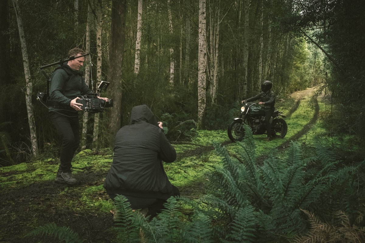 ARRIChannel's tweet photo. Cinematographer Josh Lamont on the #ALEXALF: “It’s the same sensor we all know and love, with an extra layer of depth and immersion that will excite image makers.” Learn more on https://t.co/ZiFBoIIKLV 
#ARRILargeFormat https://t.co/WuerKbfqwi