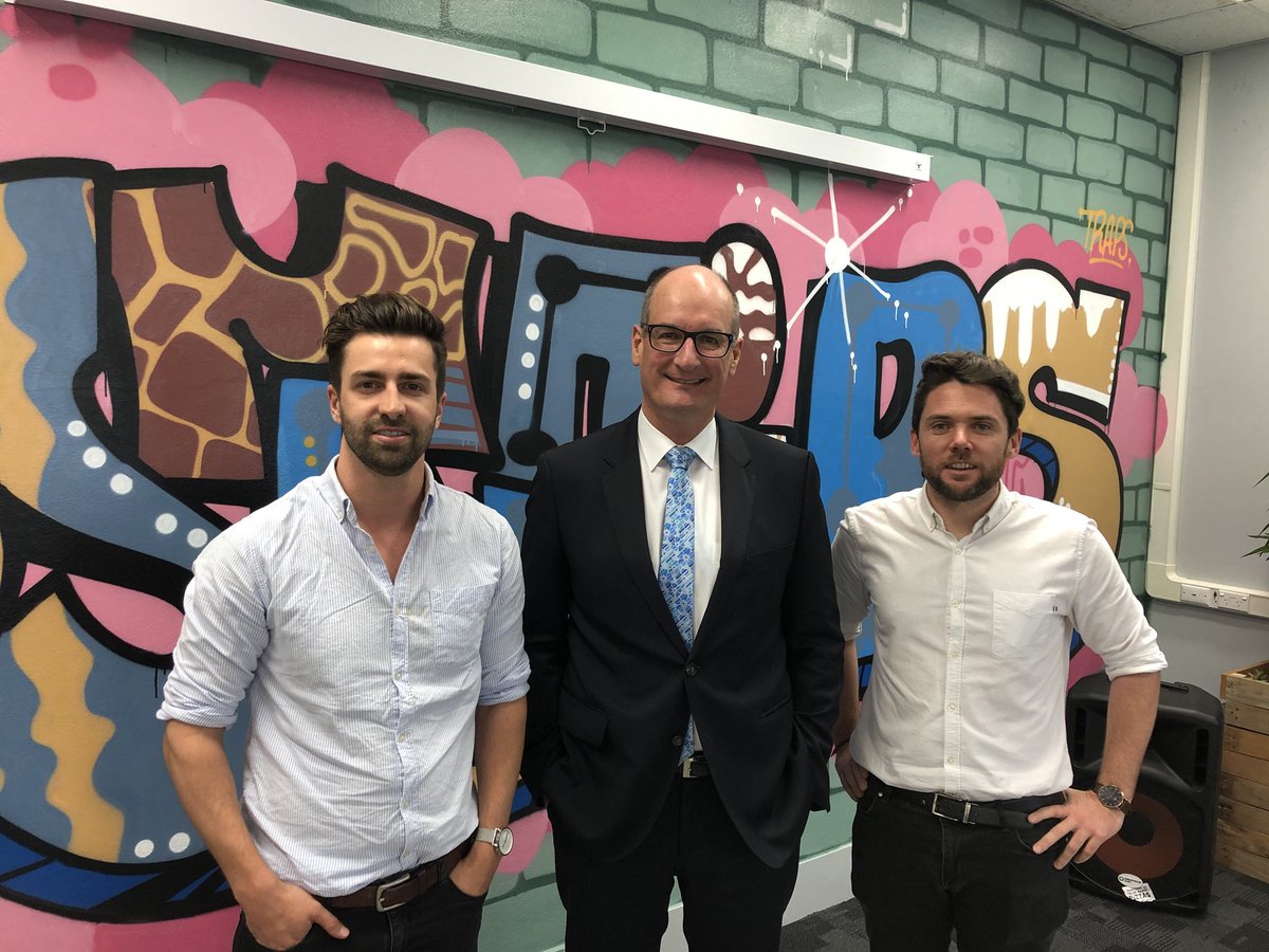kochie_online's tweet photo. Great to catch up with Dave &amp; James @upstairs_startup in Bathurst. Great regional innovation hub. Enjoyed a terrific day with a vibrant small business community @bathurstbusinesschamber https://t.co/FrhirF18ib