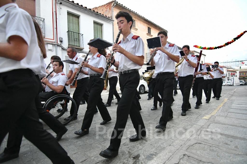 turismopozoblan's tweet photo. Así ha sido la 1ª Diana Floreada de la Feria 2018. Como siempre enorme, la @BandaPozoblanco. ¡anunciando lo que será un grandioso día de Feria!

#Feria2018 #Pozoblanco #EnfériatePzb #DianaFloreada https://t.co/1Sn8BhoOpL