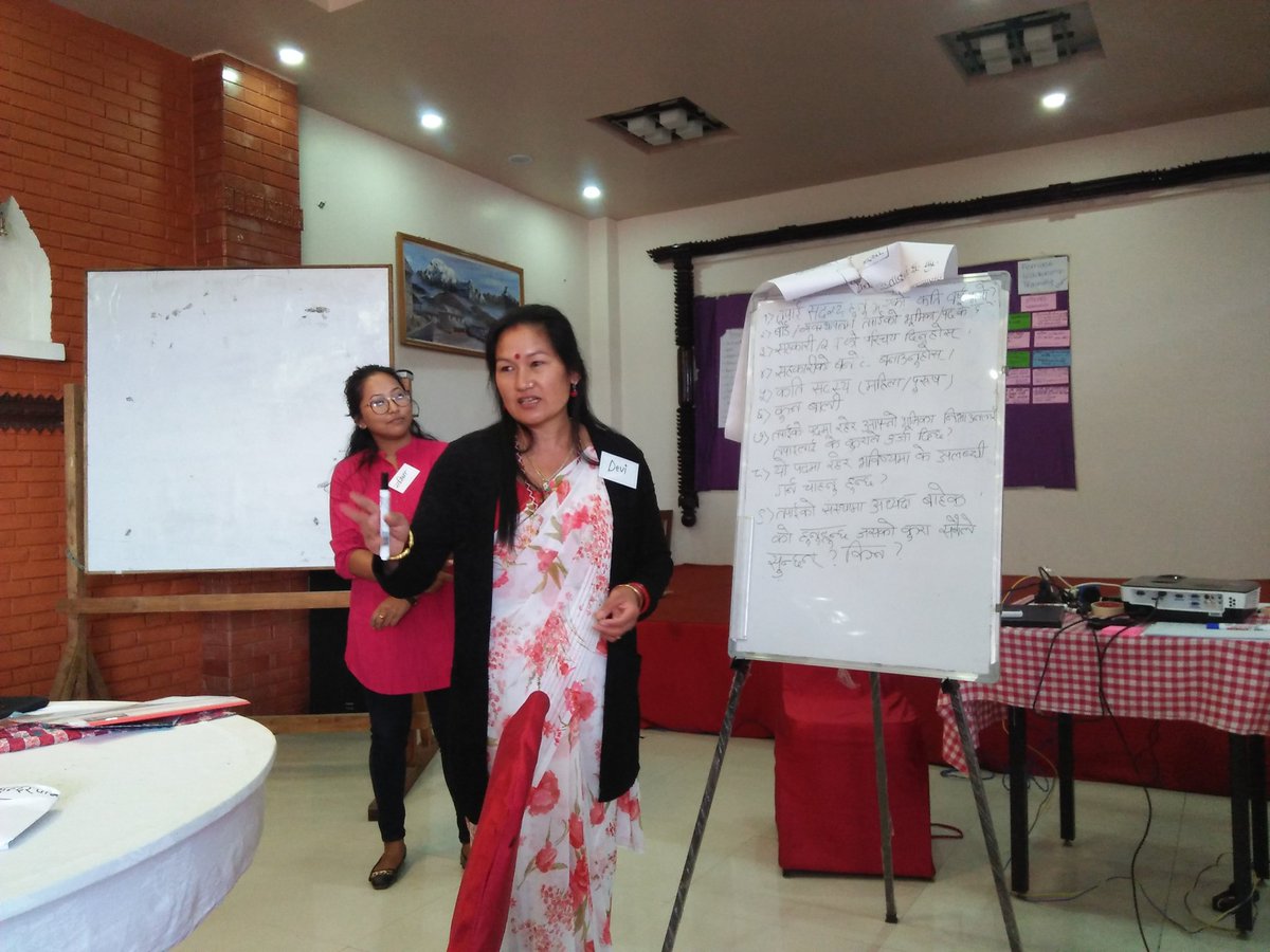 Naresh_Ach's tweet photo. Listening her experience 
#struggle 
#lackofexperience
#facingdifficulties_Beingwomen https://t.co/VmOJ021UP6