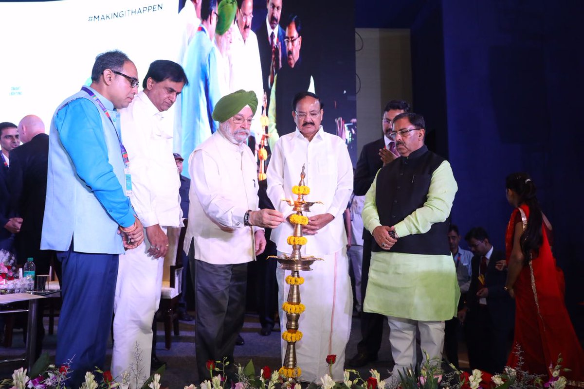 MoHUA_India's tweet photo. "In our 100 Smart Cities, we address the issue of ease of living by an increased use of digital technology to improve the urban infrastructure and services." - MoS H&amp;UA @HardeepSPuri at the Smart City Expo India 2018 in Jaipur. https://t.co/xvTsB1u6ih