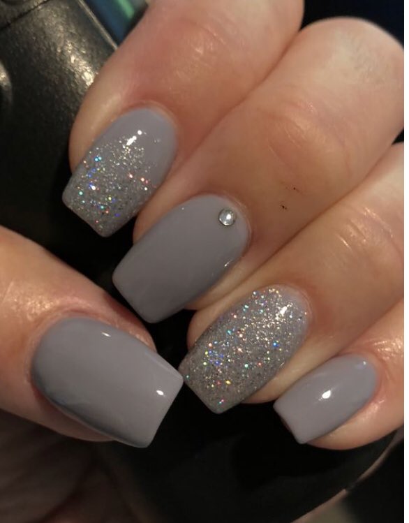 Gel Nail Varnish on Twitter: "Gorgeous Grey Gels 🌚💎💅🏻 https://t.co