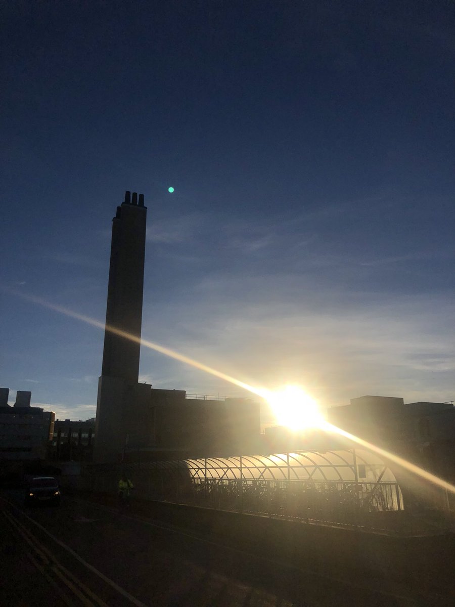 CUH_NHS's tweet photo. Good morning, world! Welcome to Wednesday.
Thank you to our amazing #CUHnightshift team who are starting to head home for a well-earned rest.
Day shift team are here, ready to provide more #SafeKindExcellent care. https://t.co/29TxpkXoEp