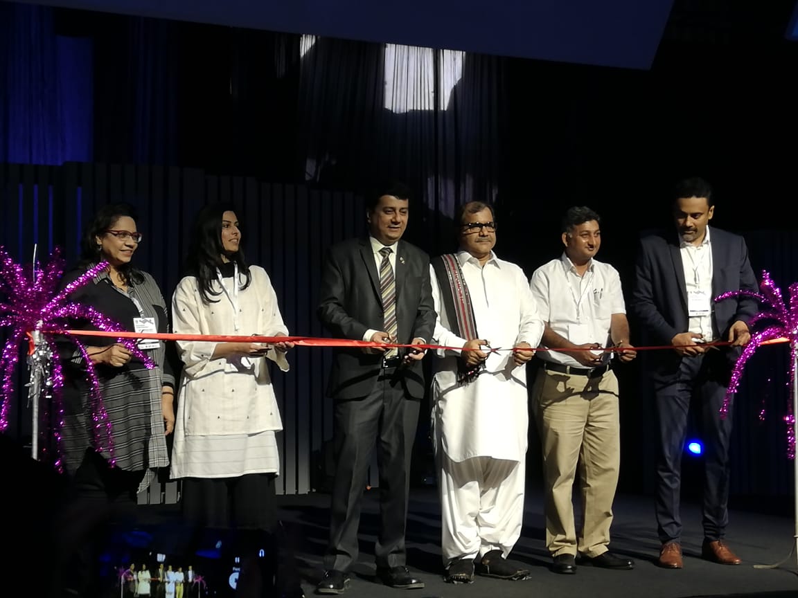 ibakhiofficial's tweet photo. "Protection of #socialmedia platforms is extremely important especially for women as they are more vulnerable to harassment," says Mr. Imran Batada, Director IBA - ICT & CICT in his welcome address.
#GoDigitalPakistan
#ITCNASIA18
#CICTIBA
#IBA https://t.co/WCTFdNq8Le
