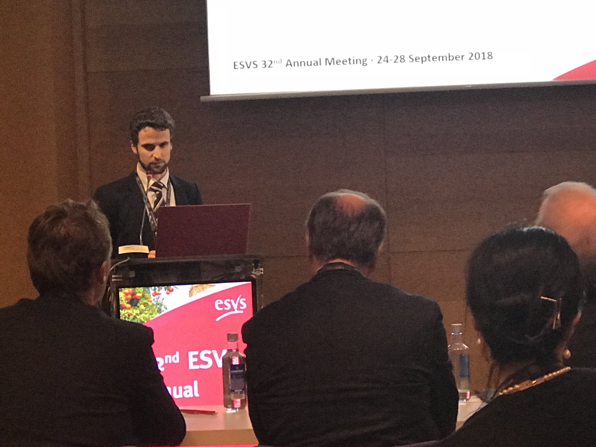 saasandorra's tweet photo. Ponència del Dr. Efrem Gómez, Metge Angiologia i Cirurgia Vascular del SAAS,  a la 32a reunió anual de la Societat Europea de Cirurgia Vacular que se celebra a València @ESVSmembership https://t.co/OpPlWHkXEC