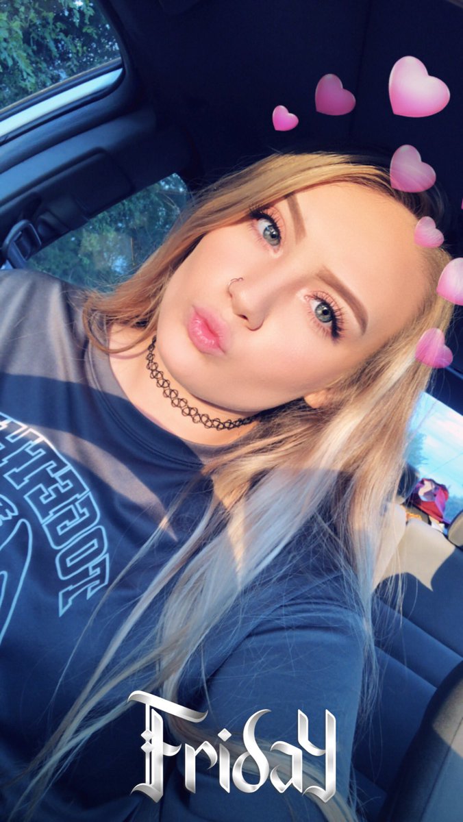 maeganbreeann's tweet photo. here’s some pics for twit🤪❤️ https://t.co/7onCfMw9LQ
