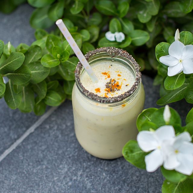 dusitD2dubai's tweet photo. Enjoy the goodness of Banana, coconut, turmeric and lemon with our Lemon &amp; Turmeric Smoothie
#healthy #drink #dubai #mydubai https://t.co/Vu9bXkaJWP