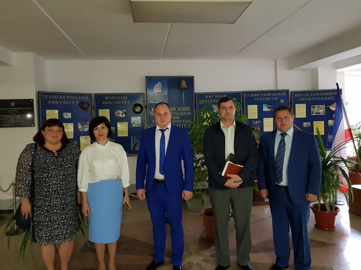 PlatformAPK's tweet image. #Рабочая сессия в респ. Крым💼

Директор Евразийской технологической платформы "Технологии пищевой и перерабатывающей промышленности АПК - продукты здорового питания" Алексей Журавлев @alexjav21