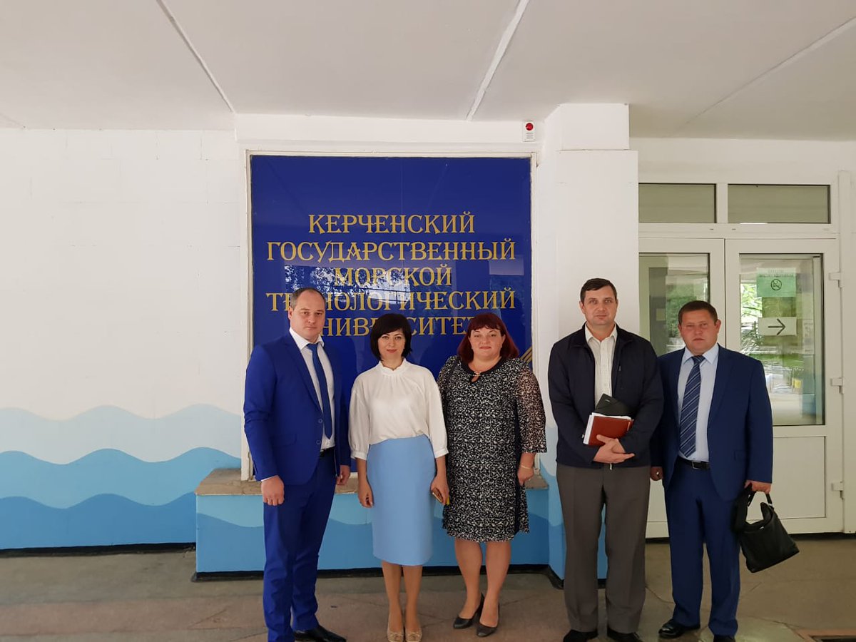 PlatformAPK's tweet image. #Рабочая сессия в респ. Крым💼

Директор Евразийской технологической платформы "Технологии пищевой и перерабатывающей промышленности АПК - продукты здорового питания" Алексей Журавлев @alexjav21