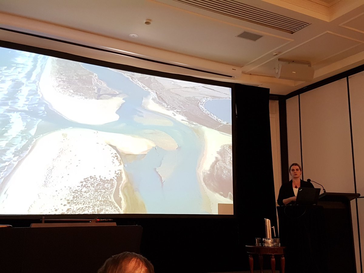 FionaDyer's tweet photo. . @re_lester talking about the Coorong. End of the system. End of the conference. #AFSS2018 @AustSocLimnol https://t.co/nJBx7Ro4X2