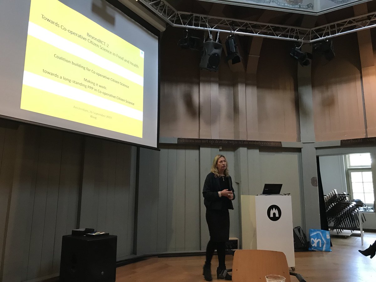 GastonRemmers's tweet photo. Nu doorpakken met Co-operative Citizen Science. #sabinewildevuur trapt af in het theater Anatomicum van de Waag. #BeyondRCT #MDataOG https://t.co/NQ9suazR2k