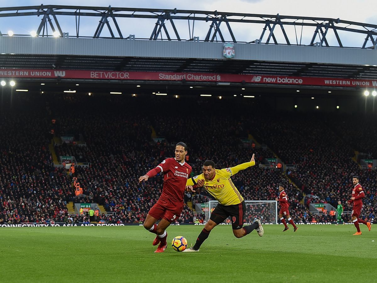 MarioMelchiot's tweet photo. Troy Deeney on Virgil Van Dijk: "I hate him. He's too big, too strong, too quick, too good on the ball, he loves fighting and he's got a good head of hair. He's one of those guys who sprays on his top as well so he smells lovely." 😂 #mmove https://t.co/Eu5nynwaN1