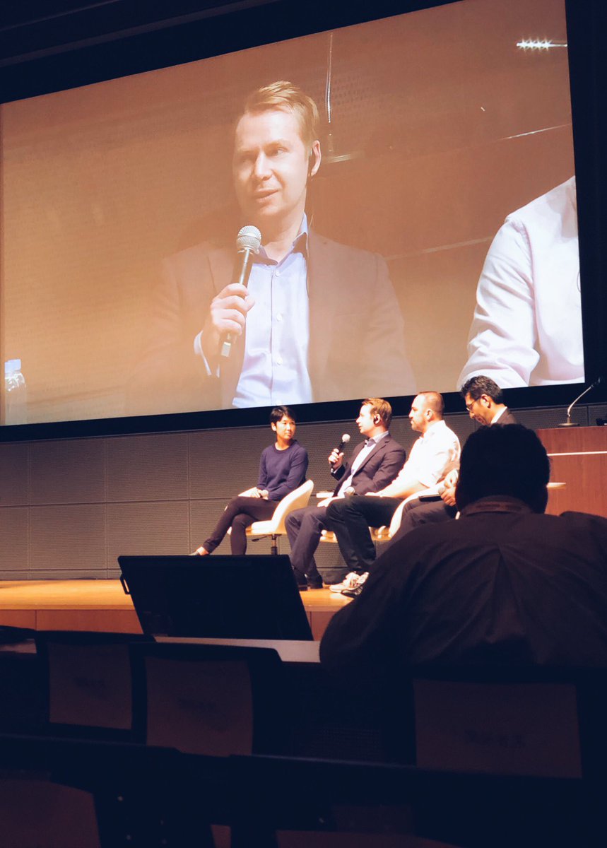 matveevp's tweet photo. Discussing #cashless #payments & the pivotal role of user experience with a great panel today! @OKITATakashi @megnakamura Goran Abramovic @makdad
The future is bright 🙌 #FinSum #FinSum2018 #Fintech https://t.co/sJyDnjL5Ye