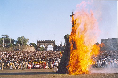 baseethiopia1's tweet photo. Meskel an annual religious holiday in the Ethiopian&amp;Eritrean Orthodox churches, which commemorates the discovery of the True Cross by the Roman Empress Helena in 14th century. It occurs on the 17 Meskerem in the Ethiopian calendar/September 27 Gregorian calendar,or28in leapyears. https://t.co/zGrMFHJyUm