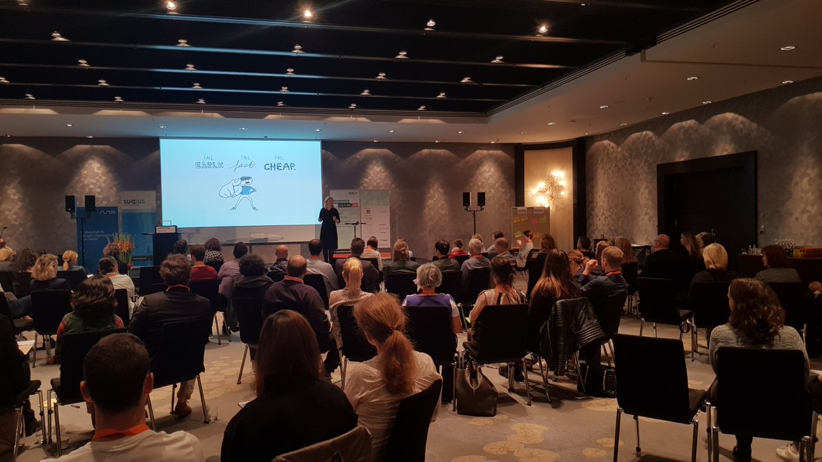 CreaholicSA's tweet image. Inspiration at the Corporate Culture Jam #ccj18 in Düsseldorf, Germany - Christina Taylor is sharing learnings to improve innovation culture. #innovation #innovationculture