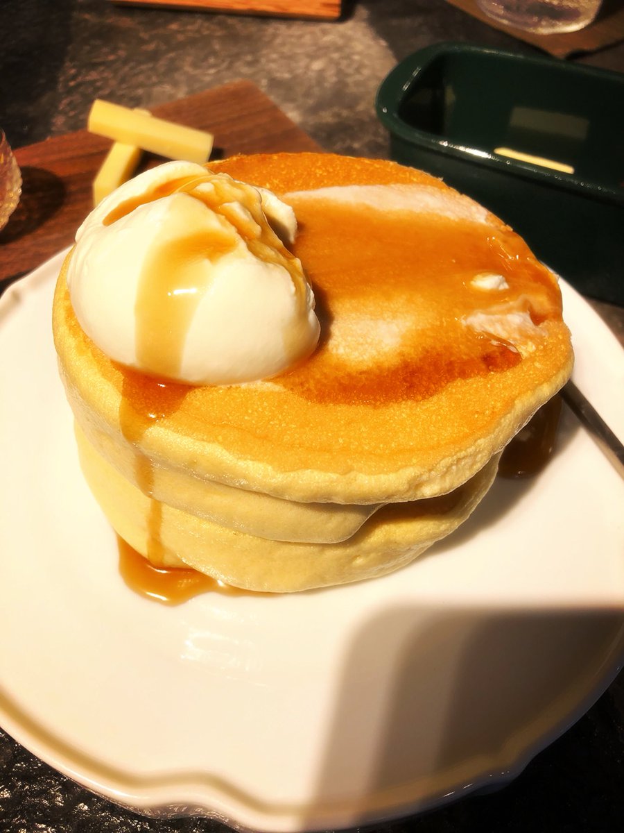 パンケーキというよりはふわっふわなオムレツって感じで最高に美味しかったです🤤またすぐに行く!

#椿サロン 