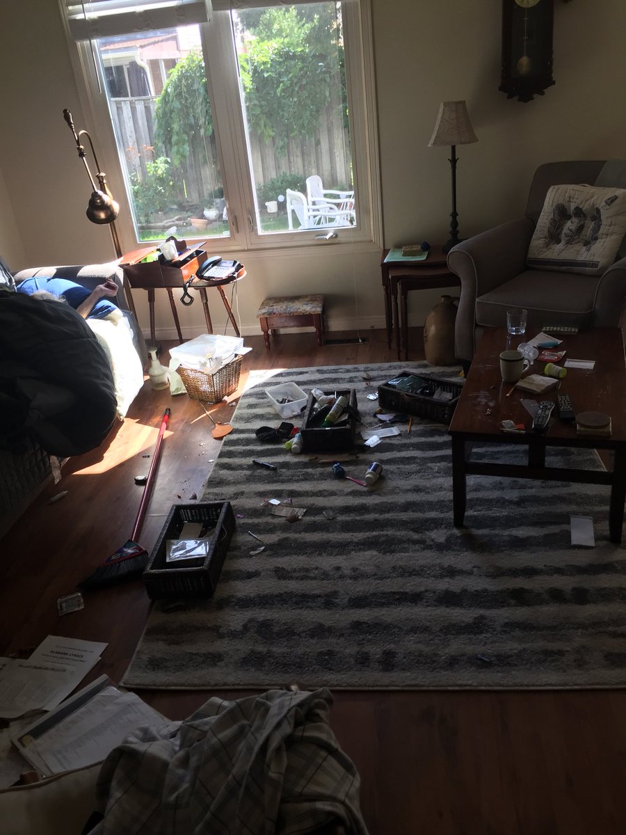 FitMommyx5's tweet photo. 82 yr old drug addict ruining my life. 😓😓😥😥😰😰😨😨 https://t.co/vCKneG8tJg
