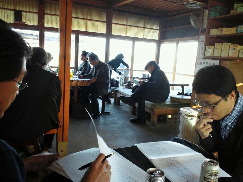 モリヤ整体 多摩川土手 稲田堤 の たぬきや さんは 先生の講義やトークショーではなく はじめての俳句の会で あそこが原点だったので 閉店悲し