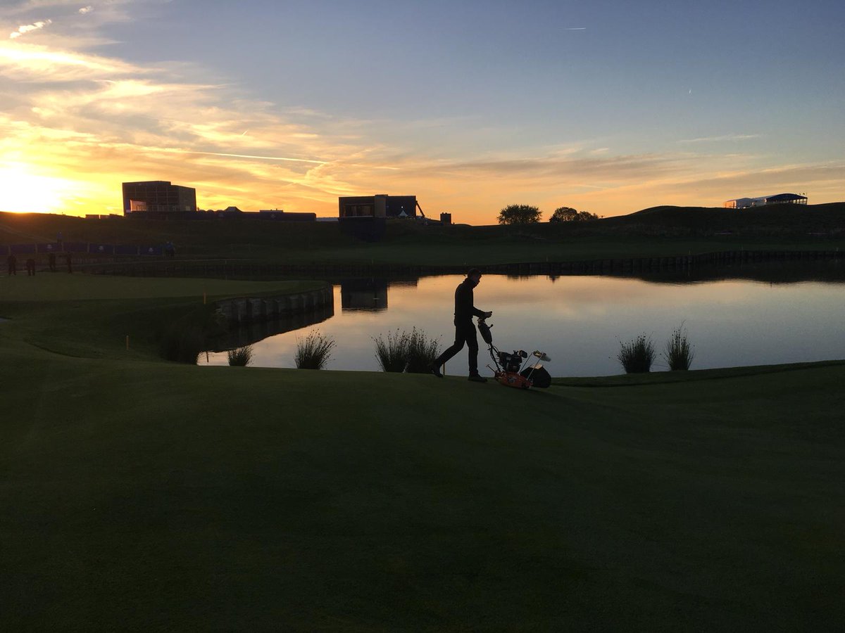 BernhardCompany's tweet image. Looking forward to a fabulous day @legolfnational for another day of preparation for @rydercup #keepingsharp #deeperknowledge