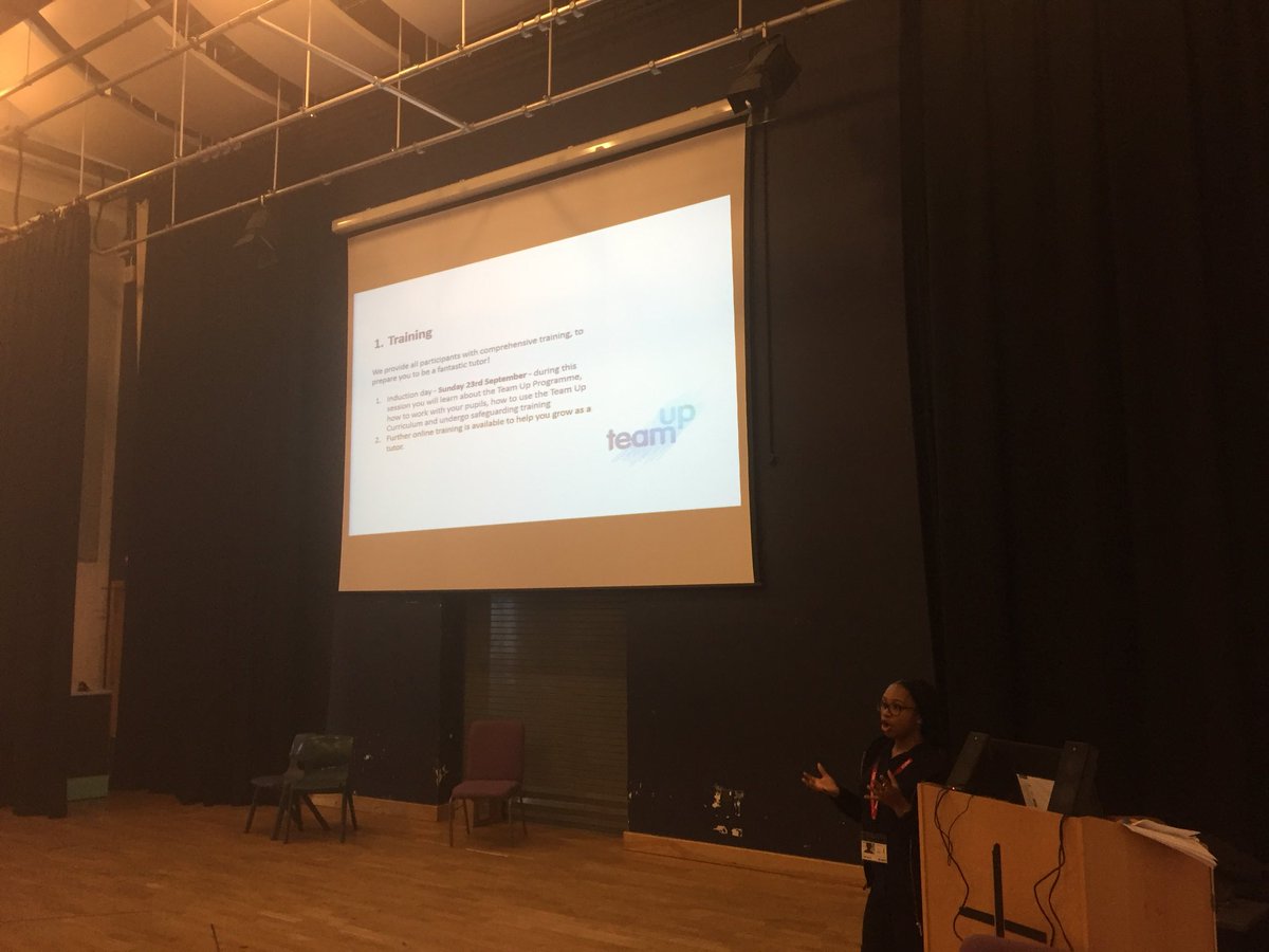BDAYr12's tweet photo. Team Up presenting their fantastic programme to @BDAYr12. #volunteering https://t.co/xsJiABWC1T