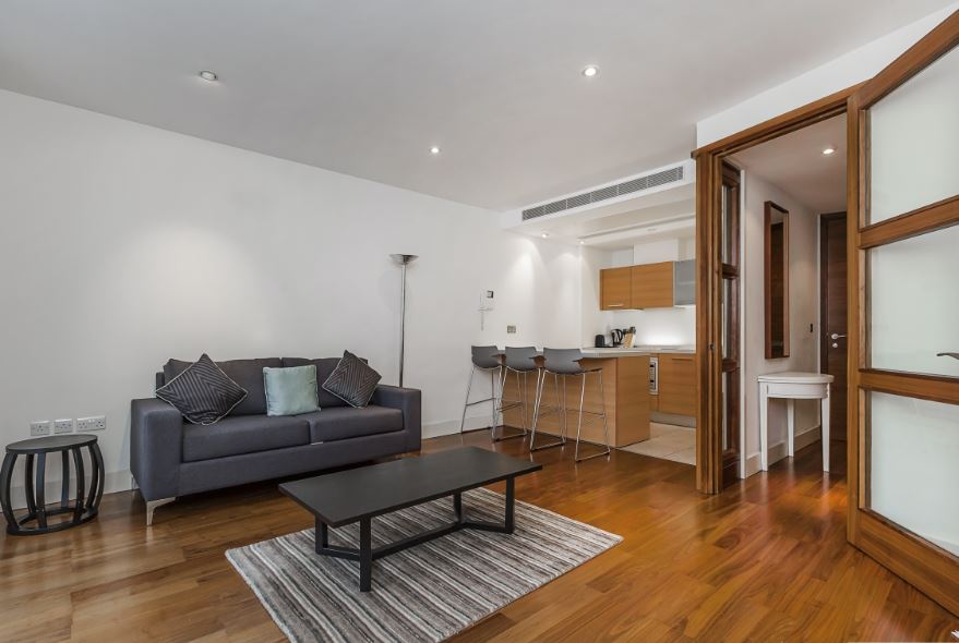 DavisBrownLtd's tweet photo. A great open plan kitchen &amp; living space in this fabulous modern 1 bedroom apartment close to Edgware Road, London.

#livingroomgoals #openplanliving https://t.co/furl0rzojr