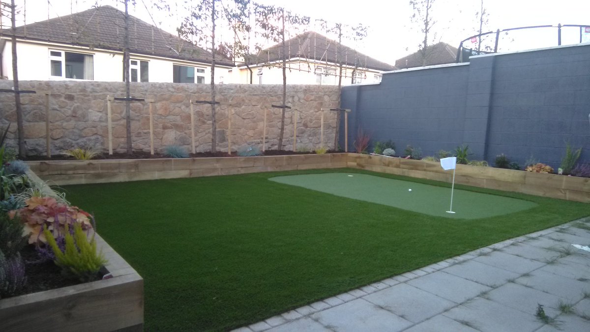 DubArtificial's tweet photo. Completed project in knockrabo, Goatstown with raised beds, low maintenance shrubs, screening trees, royal grass silk 35 artificial grass and a birdie putting green. #newbuild #knockrabo #goatstown #Ireland #golf #garden #Dublin https://t.co/Dv3QmrFp9r