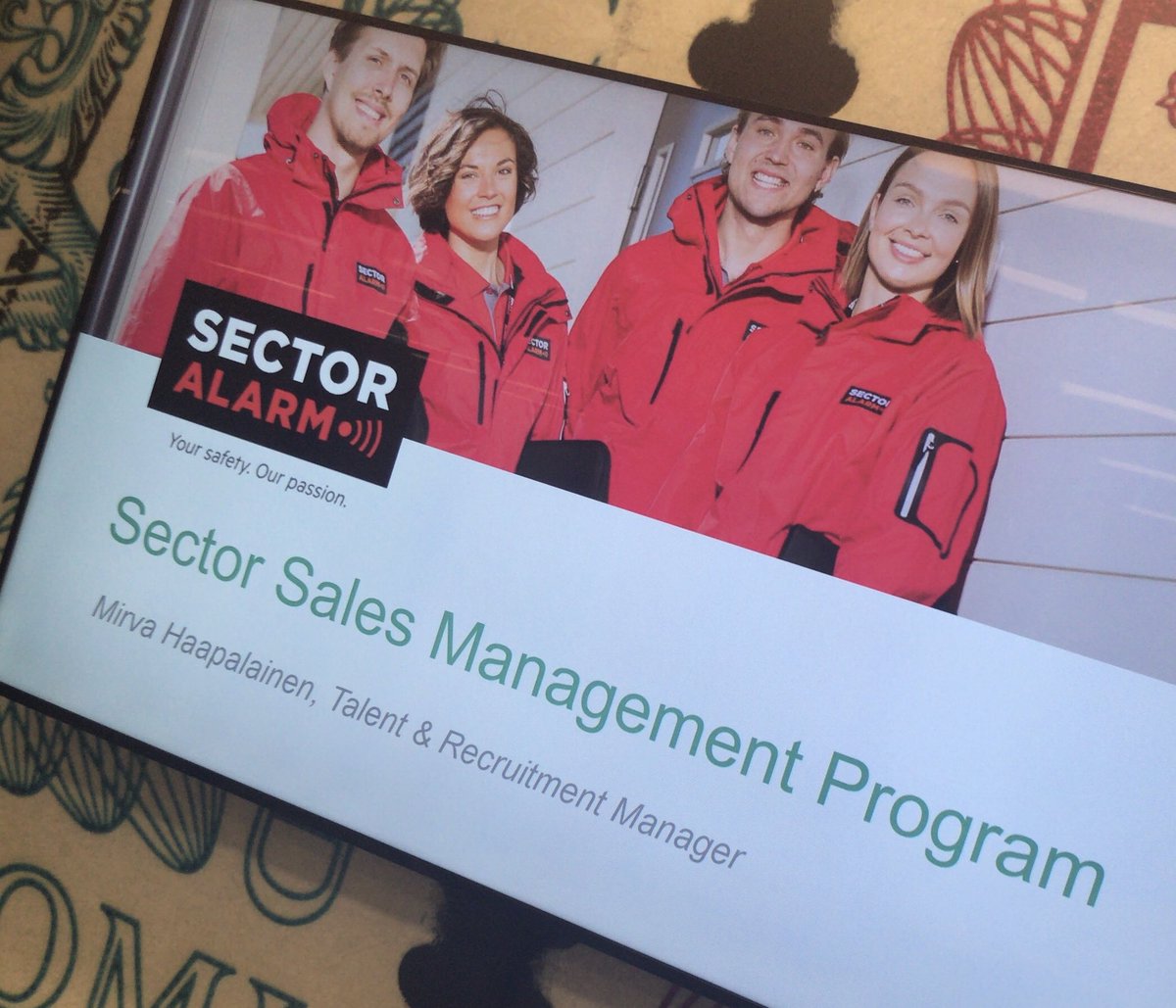 MirvaSusanna's tweet photo. Let’s talk about some serious business! #recruitment #salesmanager #training #sectorstaff https://t.co/Buv0PPrxtj