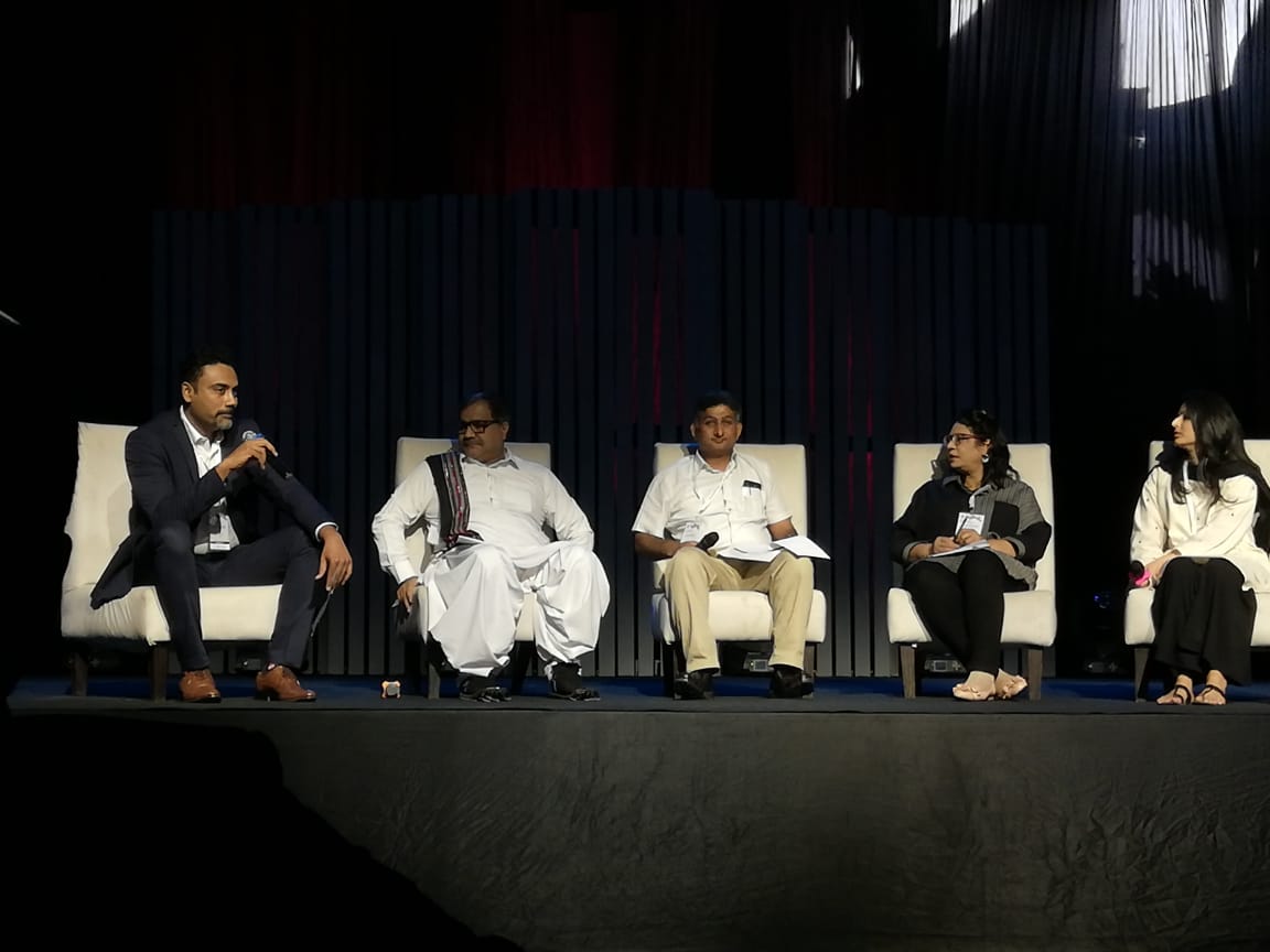 ibakhiofficial's tweet photo. Social Media Threat Protection session is moderated by Mr. Mansoor Ali, and Ms. @FariehaAziz , Ms. @FSKamal , Ms. Manal Faheem Khan, Mr. Omar R Quraishi, Mr. Waqar Bhatti, Mr. Rafat Saeed, are the panelists.
#GoDigitalPakistan
#ITCNASIA18
#CICTIBA
#IBA https://t.co/SSFaibXPFB