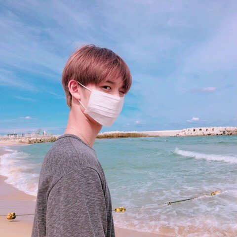 hwangminhyunim's tweet photo. [Fancafe] 180926 Wanna One Bae Jinyoung update at fancafe

He said " Wannable❤ did you have a good chuseok? I'm so late TT. I took a lot of picture. Pls enjoy this photos"

#워너원 #배진영 #이대휘 #라이관린 #윤지성 #하성운 #황민현 #옹성우 #김재환 #강다니엘 #박지훈 #박우진 https://t.co/7PrXKKPkmO
