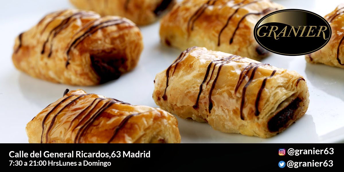 Granier63's tweet photo. Has probado ya nuestras napolitanas de chocolate?
.
.
#panaderia #postre #merienda #horadelamerienda #postre #dessert #desserts #sweet #chocolate #cake #coffee #cafe #instacoffee #cafelife #coffeeaddict #coffeeoftheday #coffeelovers #tarta #cheesecake #tartamanzana  #applecake https://t.co/V2aMLTmzsj