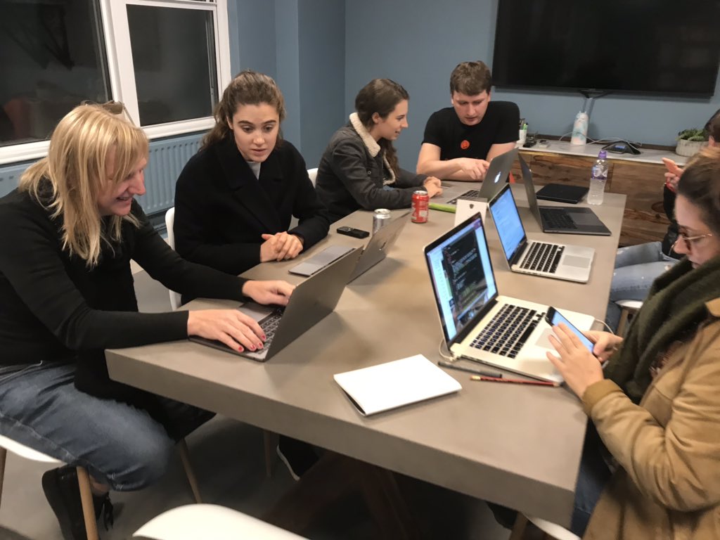 CodebarBrighton's tweet photo. Great fun at last nights workshop! Thanks to @builtbybuffalo for the awesome space and the delicious pizza 🍕 https://t.co/jAazpM1XBa