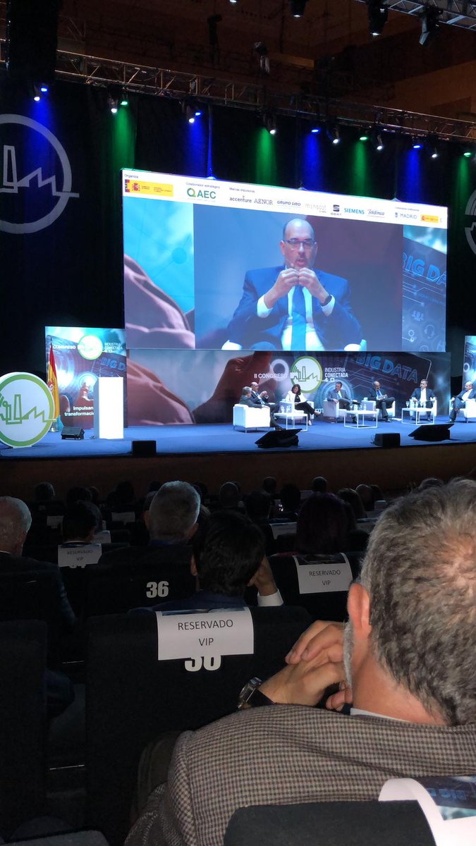 Otycom hoy en el II Congreso de Industria Conectada 4.0
Ahora mismo, <a href="/emiliogayo/">Emilio Gayo</a> Presidente de <a href="/Telefonica/">Telefónica</a> "el 30% de las pymes no ha comenzado procesos de digitalización, sin embargo España tiene más fibra instalada que Francia y Alemania juntas"#industriaconectada