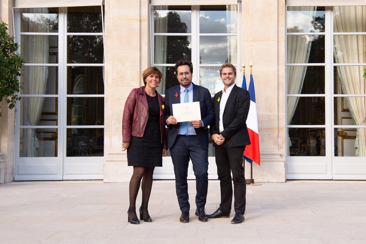 Cenareo's tweet photo. Merci @LaFrenchTech pour cette réunion au Palais de l'@Elysee avec @mounir Mahjoubi et aussi @FRdigitale !
Très heureux d'obtenir cette récompense avec les 106 autres pépites de la #FrenchTech !
https://t.co/c4Ces3d28A https://t.co/GHKu5xWyS2