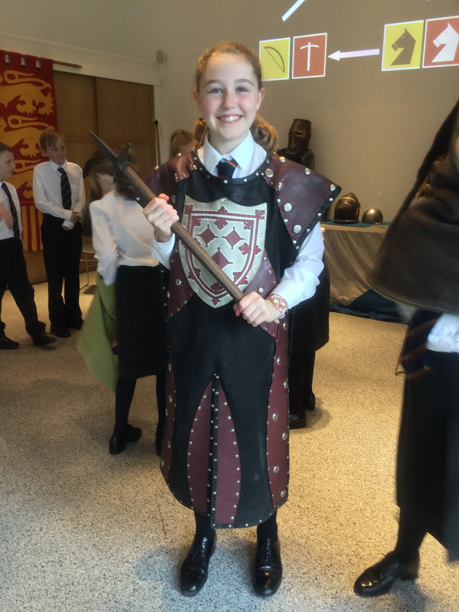 qvsprimary7's tweet photo. More fun at Bannockburn Heritage Centre 😀 https://t.co/j04K1c1C8a