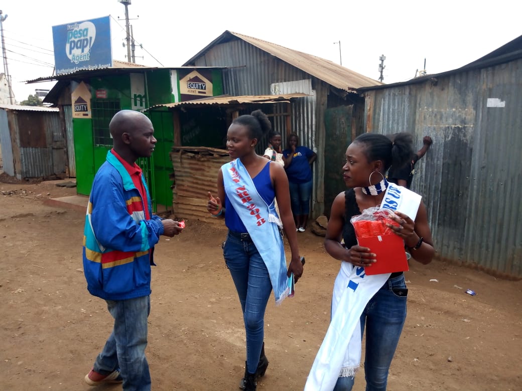 NairobiY2y's tweet photo. Miss Y2Y Nairobi 2018 distributing condoms at soweto slums as we mark the #WCD2018 
#YourLifeYourResponsibilityKE
#Y2ynairobisafespace
@DSWKenya @SabMkenya @salimjuma26 @DeclaresGroupKe @PwaniYouth @PSKenya1 @dsw_intl https://t.co/wDrdB1ARDw
