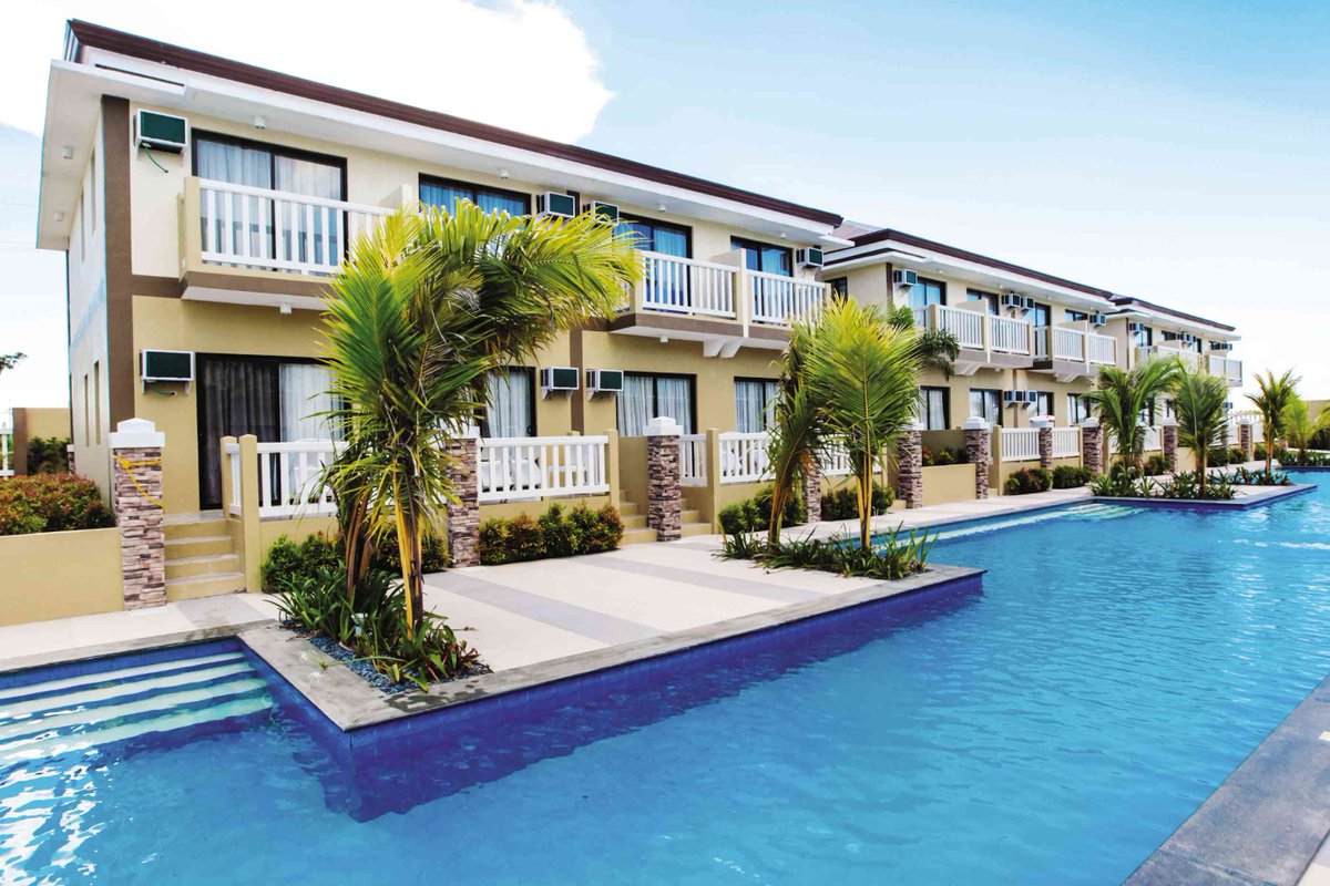 SotograndeGroup's tweet photo. Welcome to AQUAMIRA RESORT at Tanza, Cavite! 

#Philippines #swimmingpool #HotelDeals #waves https://t.co/PwLxUkUrXY