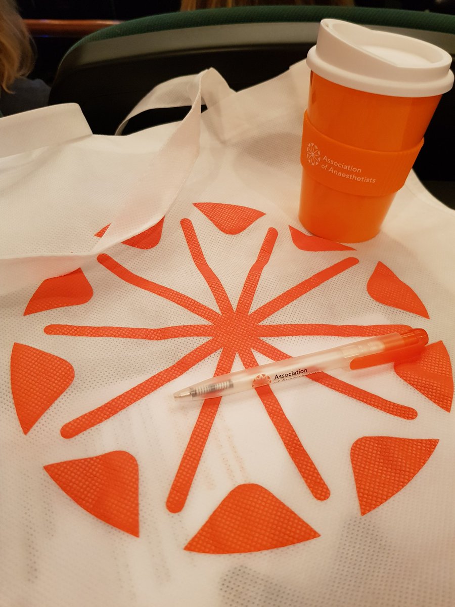 SETSA on tour to #ACDublin18! And some great gifts from <a href="/AAGBI/">AoA</a> to start the day. #anaesthetistslovecoffee #environment #dublin