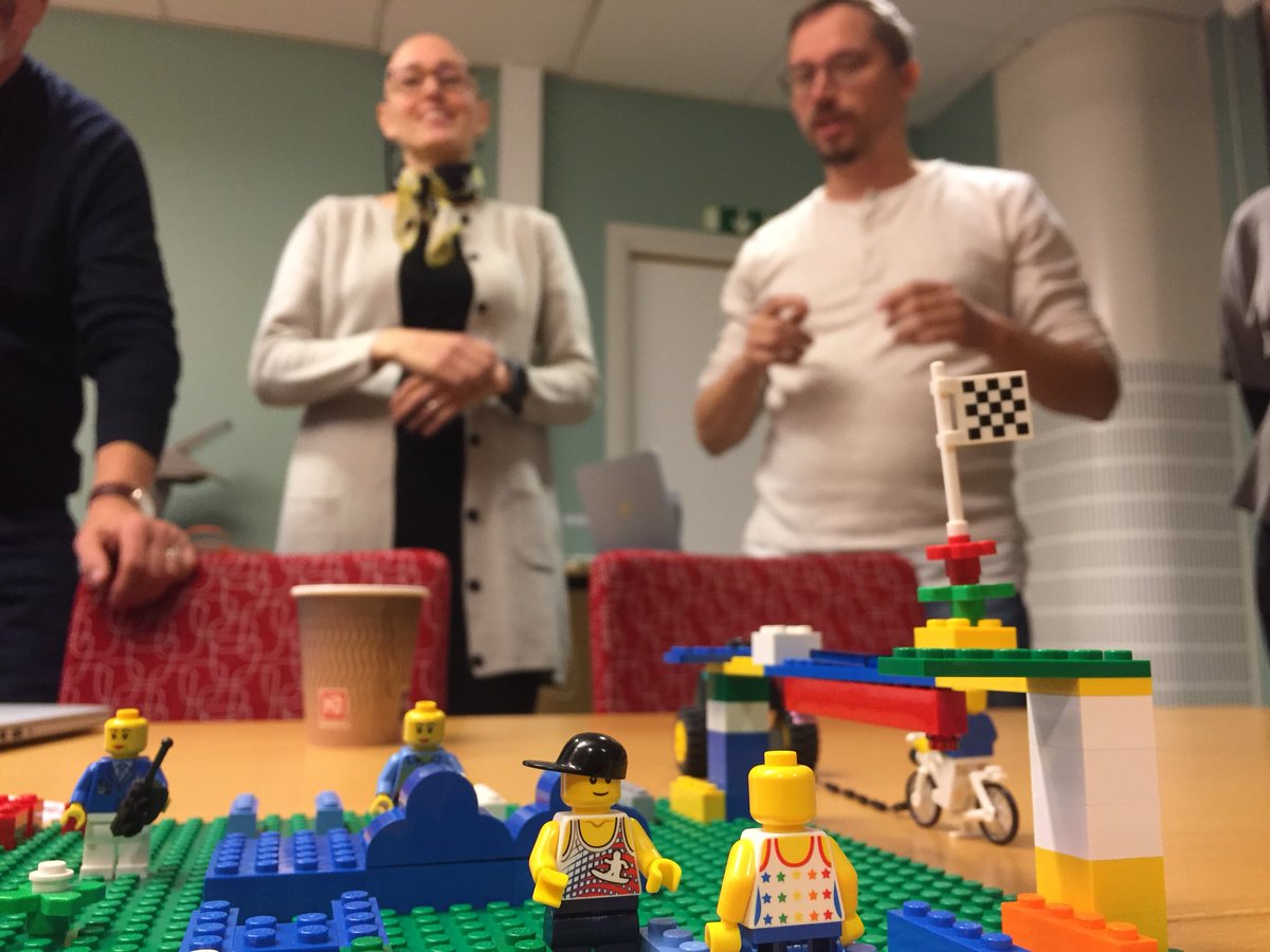LiUdesign's tweet photo. Concept #4 #normcreative workshop at #LiUdesigntalks
Cold rationalistic. With a pneumatic tube system. https://t.co/M2RNAGUURN