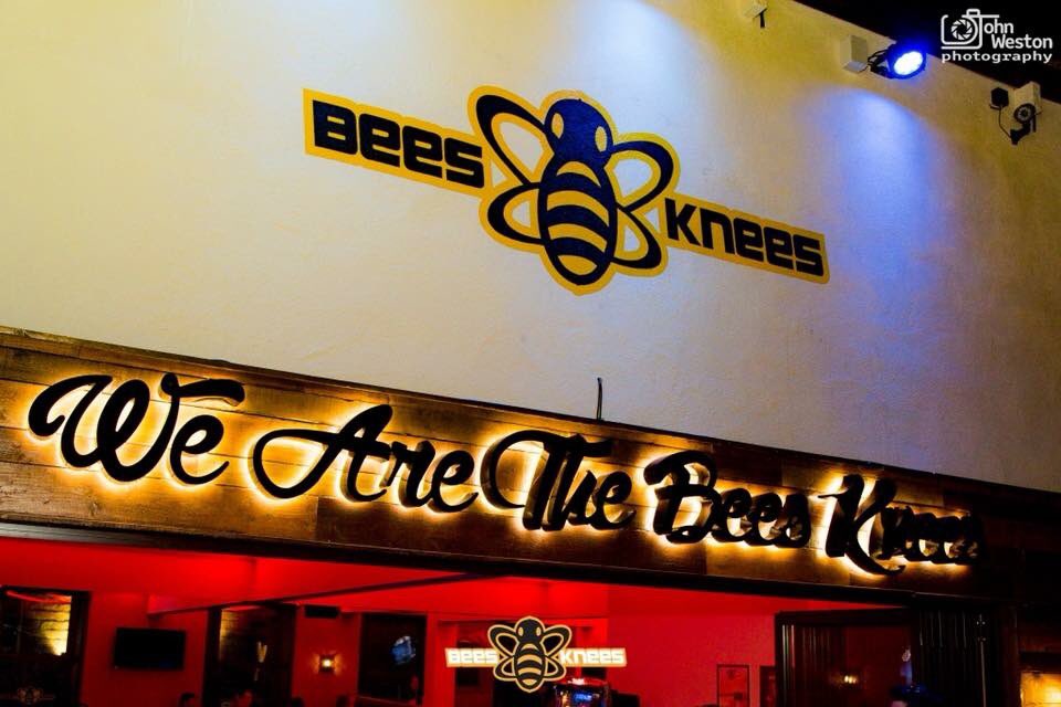 beeskneesbars's tweet photo. 🐝🙌🏻We Are The Bees Knees

#beeskneesbars #BeesKnees #wearethebeesknees #Cocktail #burnley #Halifax #rawtenstall #oldham #Blackburn #cocktails #cocktailporn #nightlife #burnleynightlife https://t.co/pzryRxcDPx