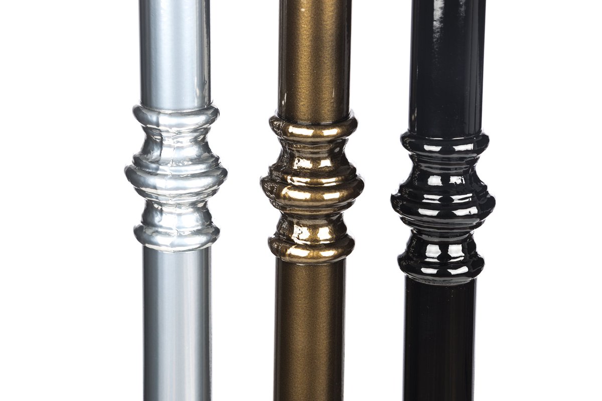 TheBagBuddy's tweet photo. @madeinbritainco @MadeinBritainGB @StaffsChambers It’s always a tough call between the gloss black, chrome effect or bronze 👍🏻 Good choice! https://t.co/4xy5UXZE66