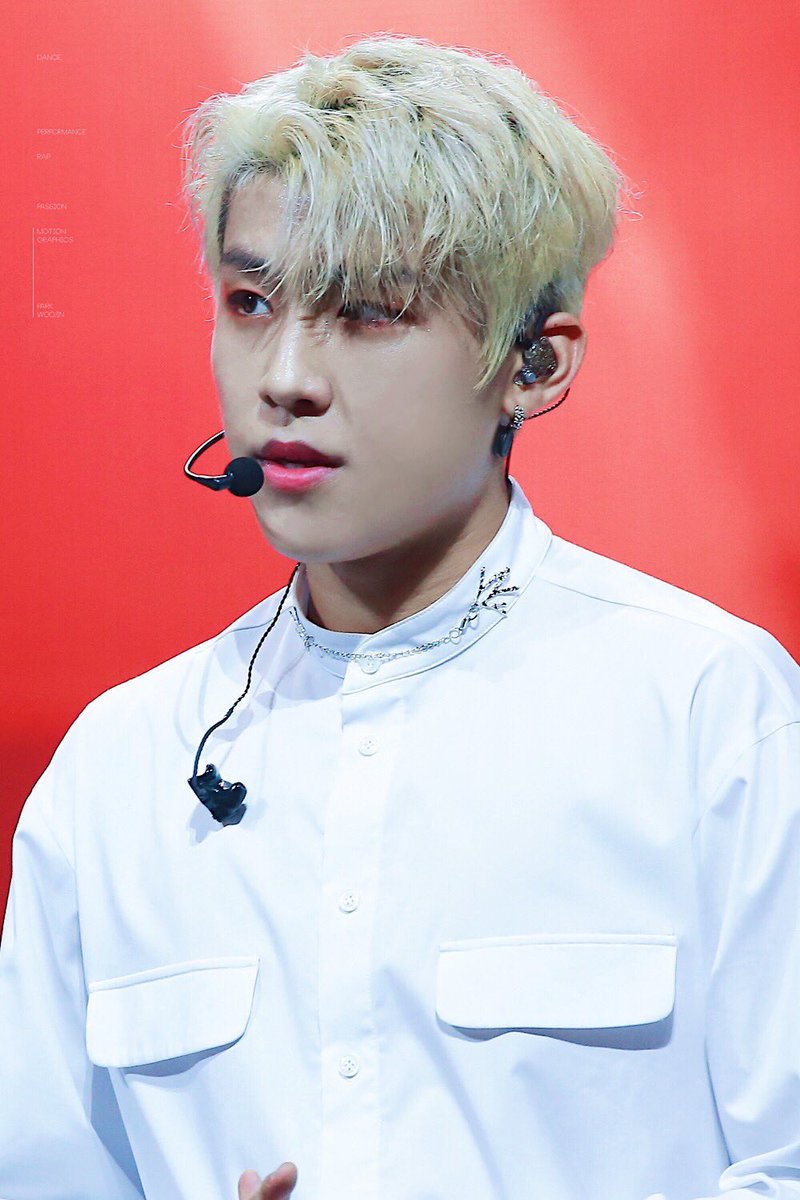 woojin pics 🐯 tweet media