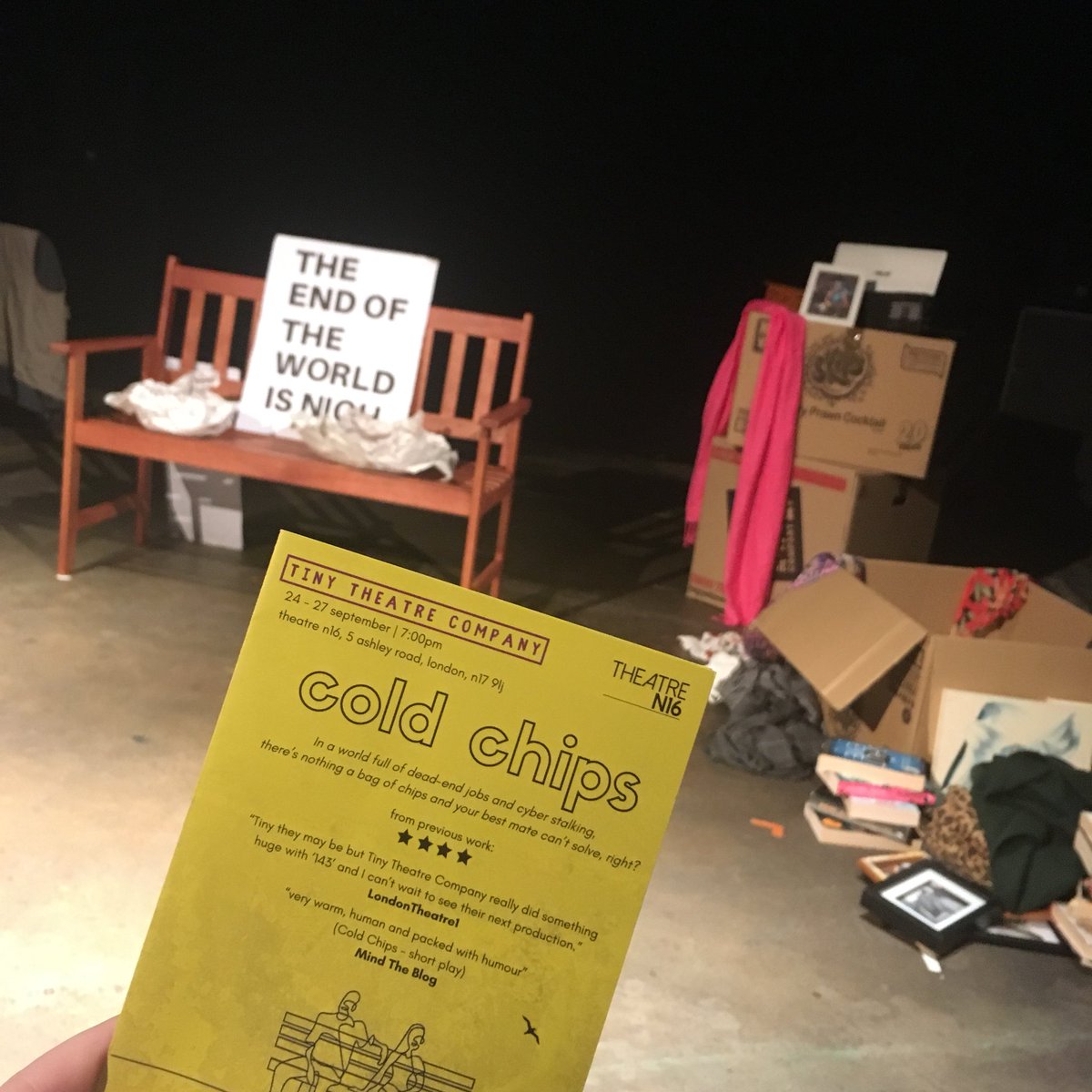 TheLiveReview1's tweet photo. Last night we went to see Cold Chips, a new play by @IsabelleEmma_ directed by @alexbrailsford 🍟
The show was incredible and @oliviamroebuck and @hippoissimpler were amazing in their roles of Jane and Ryan. I laughed, cried and enjoyed every moment @tinytheatreco #ttccoldchips https://t.co/i0368xvuge