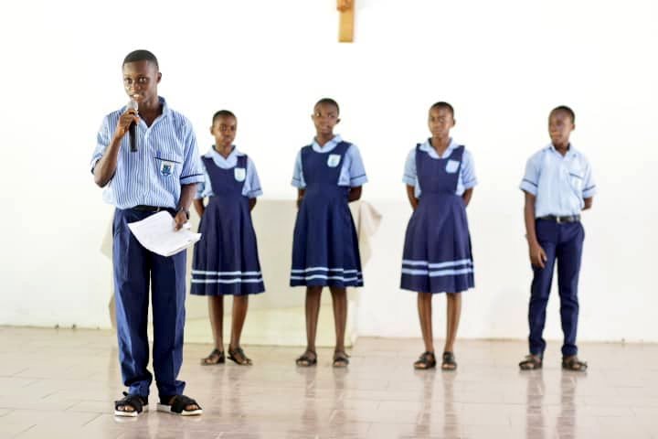 azoubig's tweet photo. RT #kebetu #Ghana: Topics covered during the #VRinVR session include the solar system, water pollution, matter,..., and global warming. Watch out for Day 2 - #STEM Activity Day in #Tamale. Thank you Volta Region. #NEFScienceWeek https://t.co/y4O5Nwuhs8