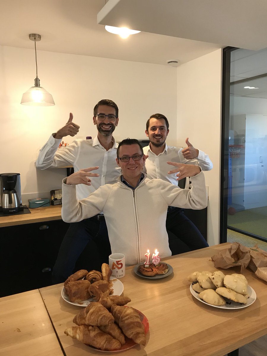 [A5Birthday]🎉 Aujourd’hui, c’est l’anniversaire de notre Ingénieur d’Affaires préféré ! Happy Birthday Fred ! Non non, il n’a pas vraiment 13 ans... 🎂🥐 #A5team
