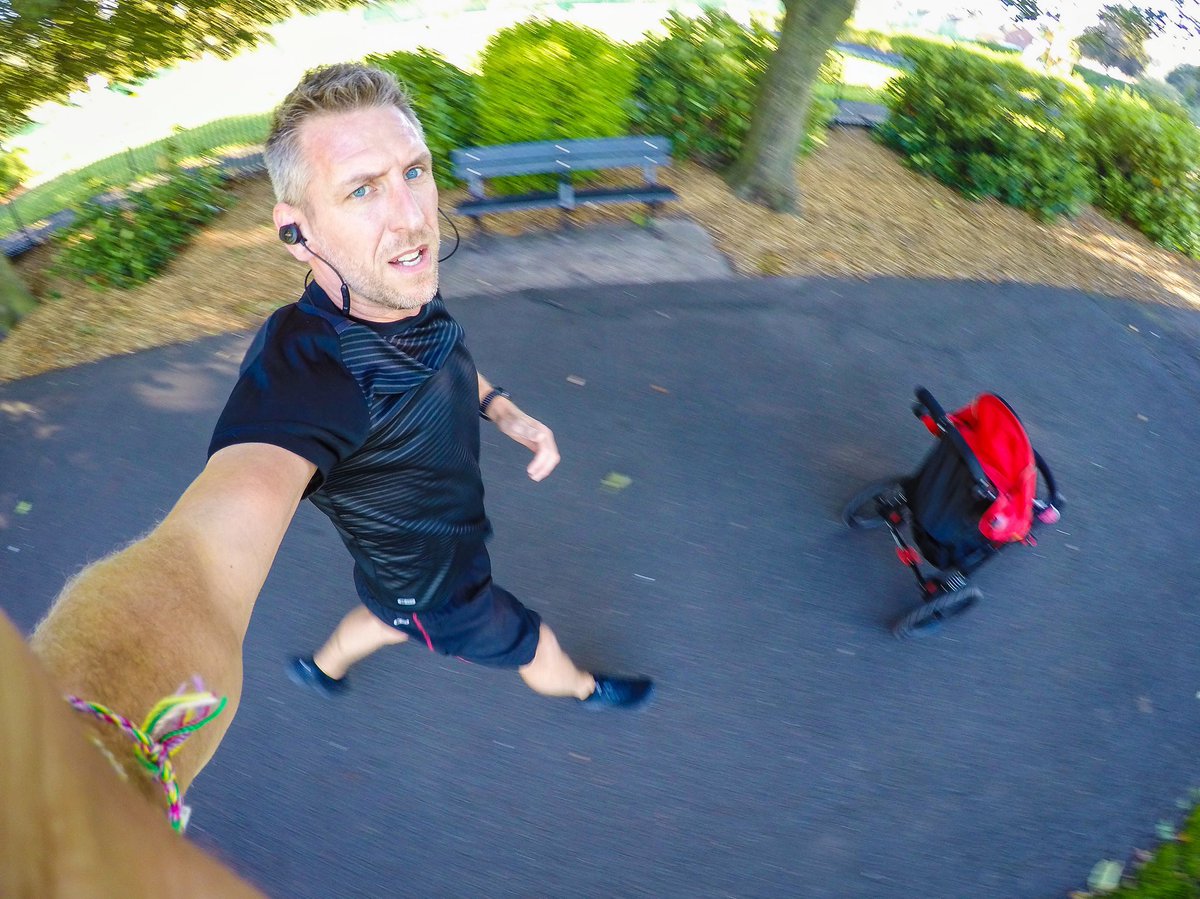 hibbsy's tweet photo. Workout because you love your body, not because you hate it. Inspiring my girls to live their best life ๐๐ Happy National Fitness Day! #FitnessDay #ViewFromADaddy https://t.co/XAyOBna47g