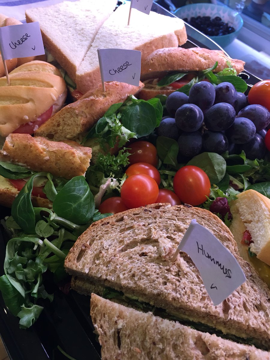 lemontreedeli's tweet photo. #businesslunches https://t.co/PNoZ0TuK5s
