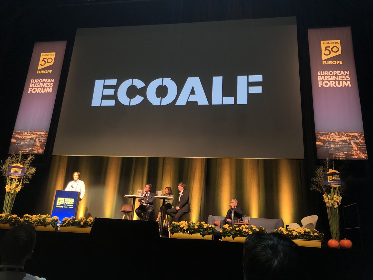 joelasiapacific's tweet image. Live from #T50EBF: @JavierGoyenech2 Founder and President of #ECOALF is on stage and talking about social issues and the opportunity for businesses that want to do good. 

More on Ecoalf: ecoalf.com/ue/

#leadershipthinking #sustainablefashion
#innovation #technology